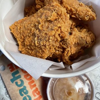 Jollibee - 6 pc chickenjoy bucket, peach mango pie, mashed potatoes on the side - Chicken Shop Near Me - Alhambra, California