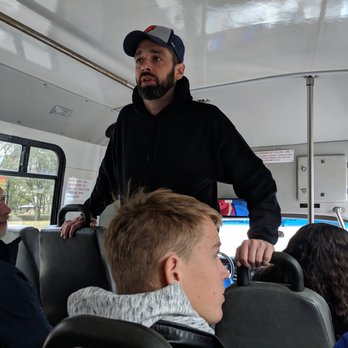 Chicago Pizza Tours - Danny on the bus explaining Chicago's layout. - Tours Near Me - Chicago, Illinois Chicago Pizza Tours - Danny on the bus explaining Chicago's layout. - Tours Near Me - Chicago, Illinois