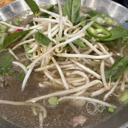 Pho with vegetable toppings
