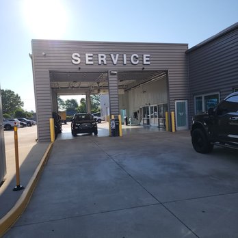 Bill Russell Ford Lincoln - Service Bay - Car Dealers Near Me - Columbus, Mississippi Bill Russell Ford Lincoln - Service Bay - Car Dealers Near Me - Columbus, Mississippi