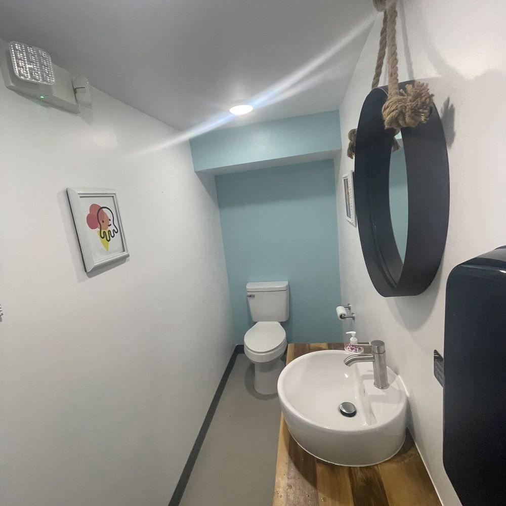Orange Octopus Ice Cream - Restroom - Ice Cream & Frozen Yogurt Near Me - Sarasota, Florida