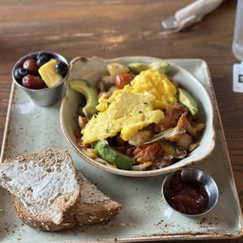 First Watch - Farmhouse Skillet Hash - Breakfast & Brunch Near Me - Columbus, Ohio