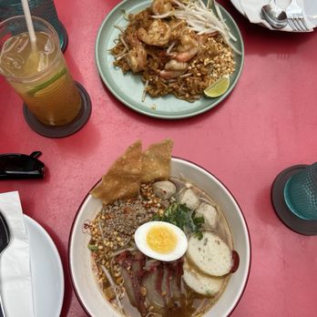 Soothr - Sukhothai Tom Yum Noodles - Thai Near Me - New York, New York