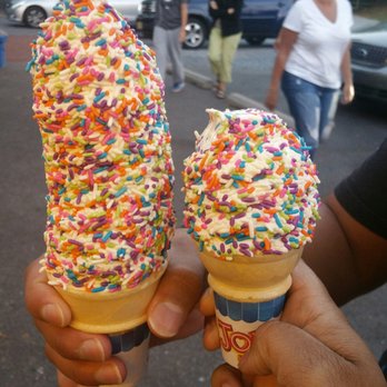 Polar Cub - Large cone & small cone. Together $7 & some change. - Ice Cream & Frozen Yogurt Near Me - Whitehouse, New Jersey