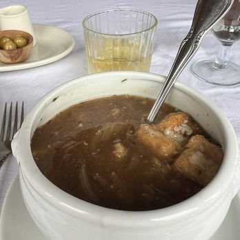 Ledford House - The lovely onion soup - French Near Me - Albion, California Ledford House - The lovely onion soup - French Near Me - Albion, California