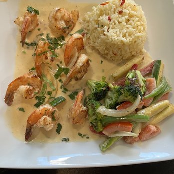 Del Campo Restaurant - Camarones en Crema - Latin American Near Me - Woodbridge, Virginia