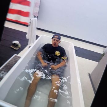 American Cold Plunge and Sauna - Cold plunge, very cold but very refreshing after - Saunas Near Me - Whittier, California