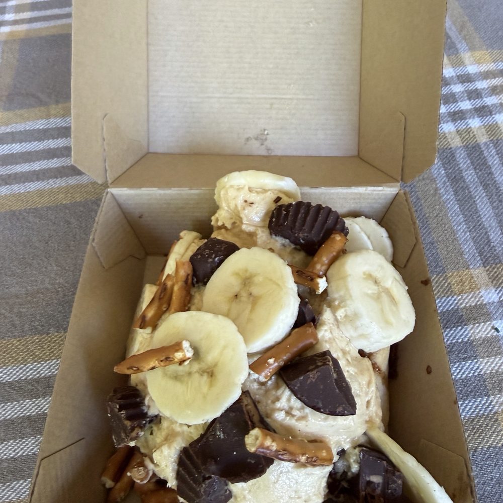 Cinnaholic - Shake Rattle & Roll - Bakeries Near Me - Louisville, Kentucky Cinnaholic - Shake Rattle & Roll - Bakeries Near Me - Louisville, Kentucky
