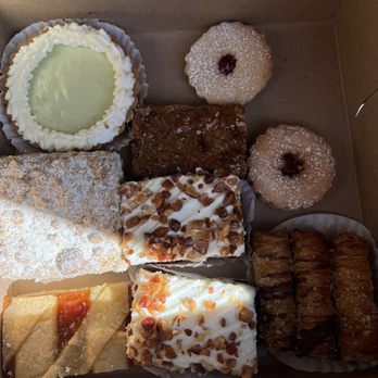 Choco Bakery & Cafe - Key lime pie, coffee cake, apricot bar, carrot cake, pecan bar, strawberry jam cookies, baklava. Absolutely amazing. - Patisserie/Cake Shop Near Me - Corona, California