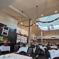Shark Fin Inn - Interior