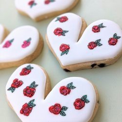 Chocolate Chip Rose Cookies!