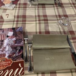 Al Battibecco - I table setting