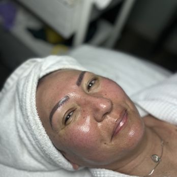 Esthe Bestie - Plump it Up Facial - Estheticians Near Me - Rancho Cucamonga , California Esthe Bestie - Plump it Up Facial - Estheticians Near Me - Rancho Cucamonga , California