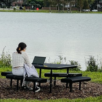 Lake Morton - Parks Near Me - Lakeland, Florida Lake Morton - Parks Near Me - Lakeland, Florida