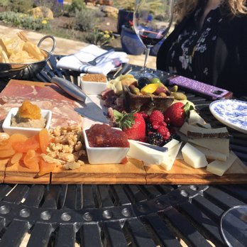 DAOU Vineyards - Wineries Near Me - Paso Robles, California DAOU Vineyards - Wineries Near Me - Paso Robles, California