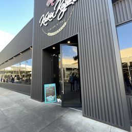 Exterior photo of Kickin Kajun - Kapolei, Hawaii Exterior photo of Kickin Kajun - Kapolei, Hawaii