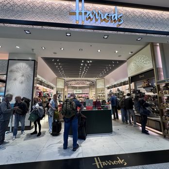 Heathrow Airport Terminal 5 - Harrods store front - Airport Terminals Near Me - Hounslow, XGL