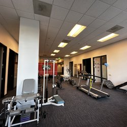 Lennartz and Scherr Physical Therapy - Gym Area