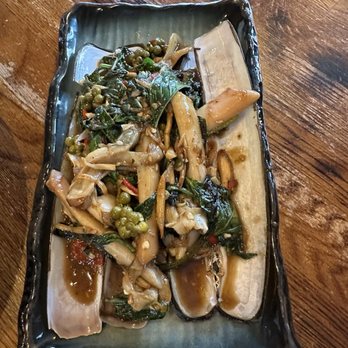 Mahaniyom - Razor clams - Cocktail Bars Near Me - Brookline, Massachusetts Mahaniyom - Razor clams - Cocktail Bars Near Me - Brookline, Massachusetts