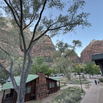 Zion Lodge - Hotels Near Me - Springdale, Utah Zion Lodge - Hotels Near Me - Springdale, Utah