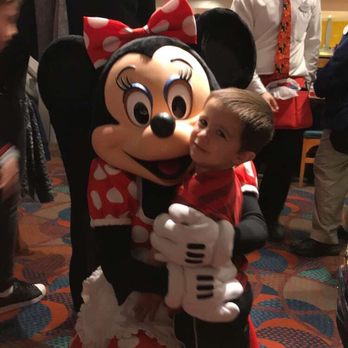 Chef Mickey's - American Near Me - Lake Buena Vista, Florida