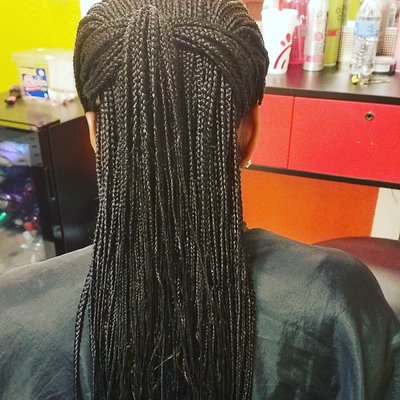 african braiding near me 1960