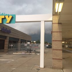 Roosevelt Mall