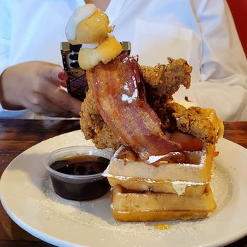 Maple Leaf Diner - American Near Me - Dallas, Texas Maple Leaf Diner - American Near Me - Dallas, Texas