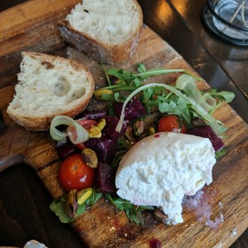 Woodblock - Burrata with bread and veggies - Cocktail Bars Near Me - Redmond, Washington