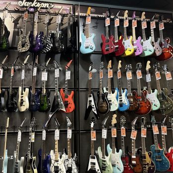 Guitar Center - Musical Instruments & Teachers Near Me - Emeryville, California Guitar Center - Musical Instruments & Teachers Near Me - Emeryville, California