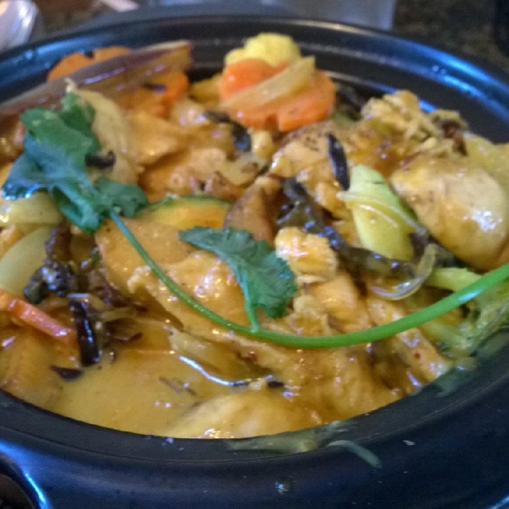 Grilled Ginger - Curry chicken with lots of veggies - Vietnamese Near Me - Fayetteville, North Carolina Grilled Ginger - Curry chicken with lots of veggies - Vietnamese Near Me - Fayetteville, North Carolina