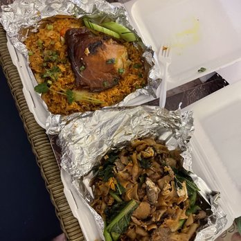 Salathai Thai Cuisine - L11. 127. BBQ Chicken Fried Rice 113. Pad See Ew - Thai Near Me - San Gabriel, California