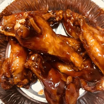 Crossroads Pizza - Chicken Wings - Pizza Near Me - Bridgeport, Connecticut