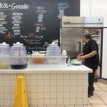 Guisados - Making tortillas - Mexican Near Me - Los Angeles, California