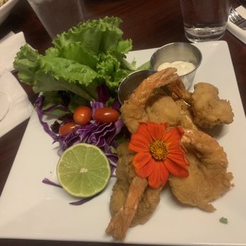 El Rancho - Fried Shrimp with Salad - Latin American Near Me - Caguas, Puerto Rico