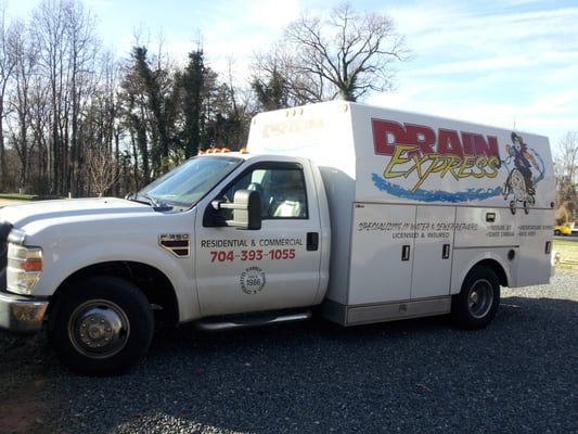 Drain Express Sewer & Drain Service Logo
