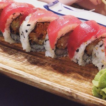 Sapporo Sushi - Rose roll (shrimp tempura and spicy tuna inside topped with tuna) - Sushi Bars Near Me - Ottawa, Ontario Sapporo Sushi - Rose roll (shrimp tempura and spicy tuna inside topped with tuna) - Sushi Bars Near Me - Ottawa, Ontario
