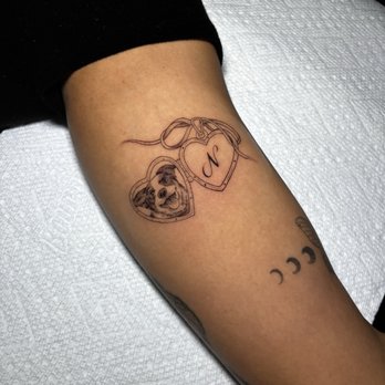 Sorry Mama Tattoo Studio - Tattoo Near Me - Chicago, Illinois Sorry Mama Tattoo Studio - Tattoo Near Me - Chicago, Illinois