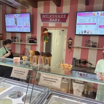 Tedi's Olde Tyme Ice Cream - front - Ice Cream & Frozen Yogurt Near Me - St. Augustine, Florida