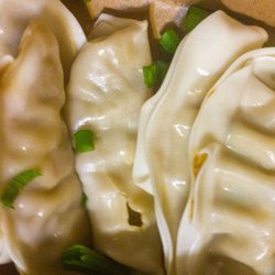 Five ginger chicken dumplings
