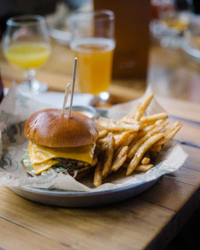 HopCat Grand Rapids Roadtrippers - O 