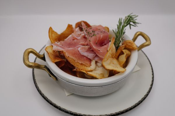 Strada in the Grove by null