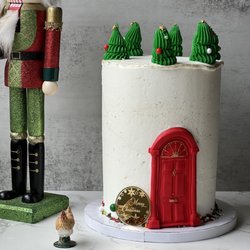 Three French Hens Bakehouse - Christmas Peppermint Chocolate Cake