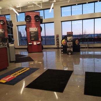 Les Schwab Tire Center - Tires Near Me - Aurora, Colorado