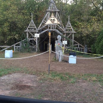 Markoff's Haunted Forest - Entrance to the haunted forest - Haunted Houses Near Me - Dickerson, Maryland