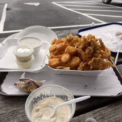 Jasmine's Famous Roast Beef & Seafood - 2W Clam & Scallops