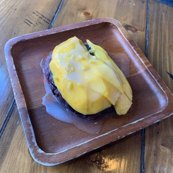 Be More Thai Restaurant - Sweet Sticky Rice with Mango - Thai Near Me - Baltimore, Maryland