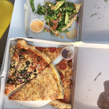 Lilguy - Couldn't wait to eat it! Amazing pizza for amazing prices - Pizza Near Me - Venice, California Lilguy - Couldn't wait to eat it! Amazing pizza for amazing prices - Pizza Near Me - Venice, California