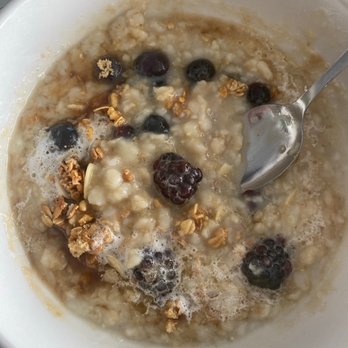 Zisters - Breakfast & Brunch Near Me - Elm Grove, Wisconsin Zisters - Breakfast & Brunch Near Me - Elm Grove, Wisconsin