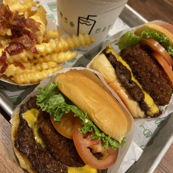 Shake Shack El Segundo - Burgers Near Me - El Segundo, California Shake Shack El Segundo - Burgers Near Me - El Segundo, California